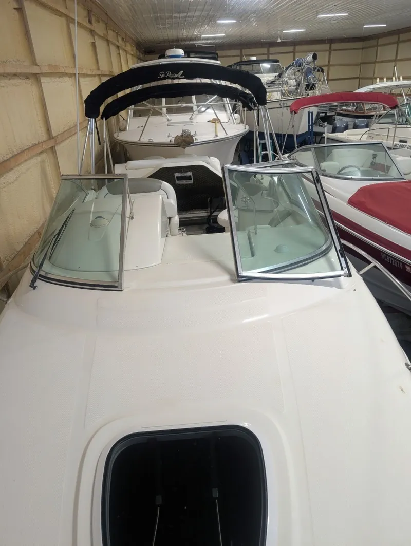 Slide: The Image of Sea Ray 240 Sundancer 2006 - 6065209
