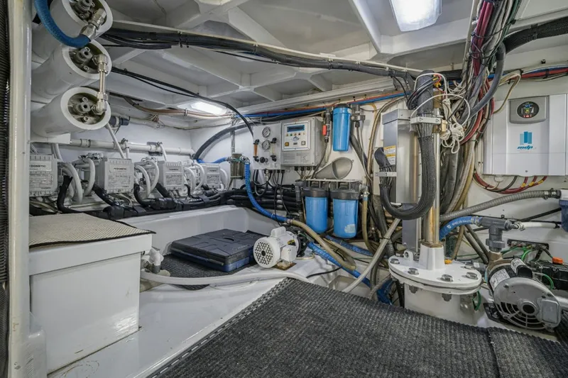 Slide: The Image of EngineRoom00005 - 6065398