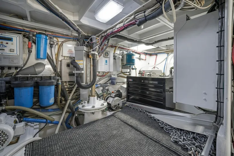 Slide: The Image of EngineRoom00006 - 6065399