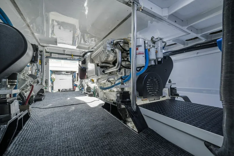 Slide: The Image of EngineRoom00008 - 6065401
