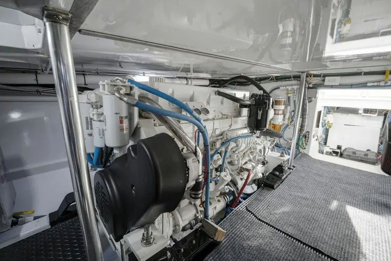 Slide: The Image of EngineRoom00011 - 6065404
