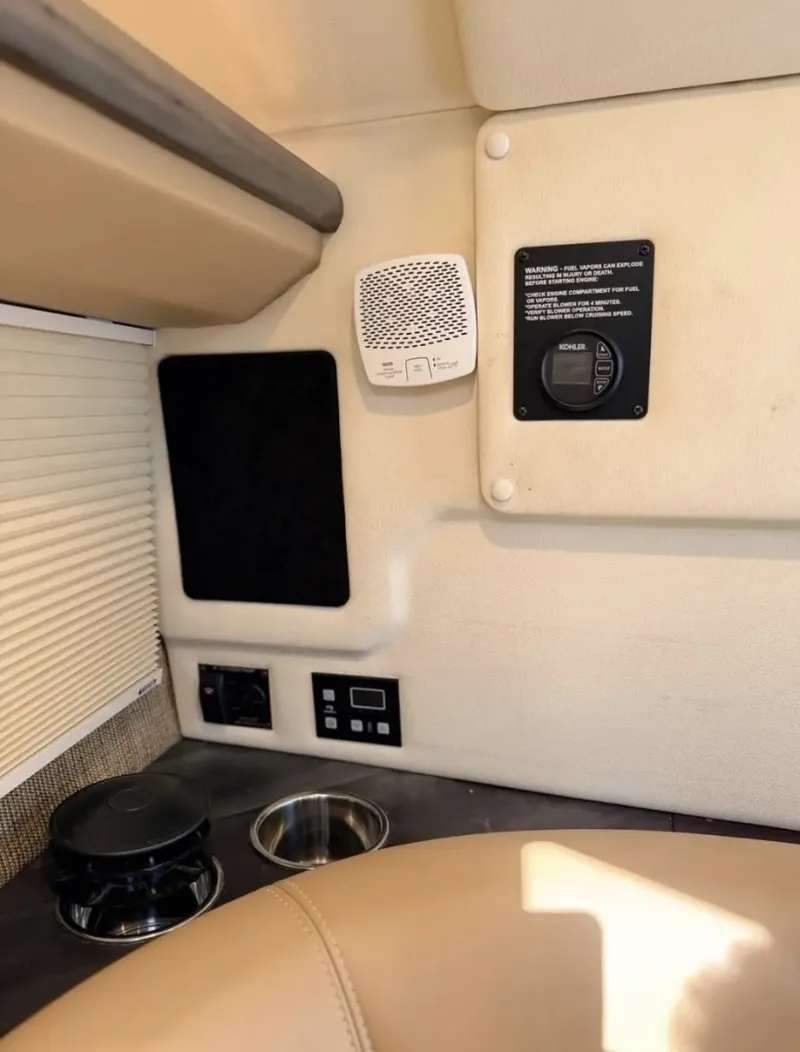 Slide: The Image of Cobalt R35 2020 - 6065508