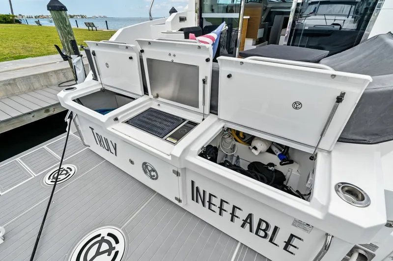 Slide: The Image of 2019 Cruisers Yachts 42 Cantius 'Truly Ineffable' - 6066589