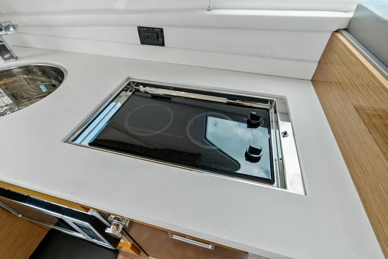 Slide: The Image of 2019 Cruisers Yachts 42 Cantius 'Truly Ineffable' - 6066596