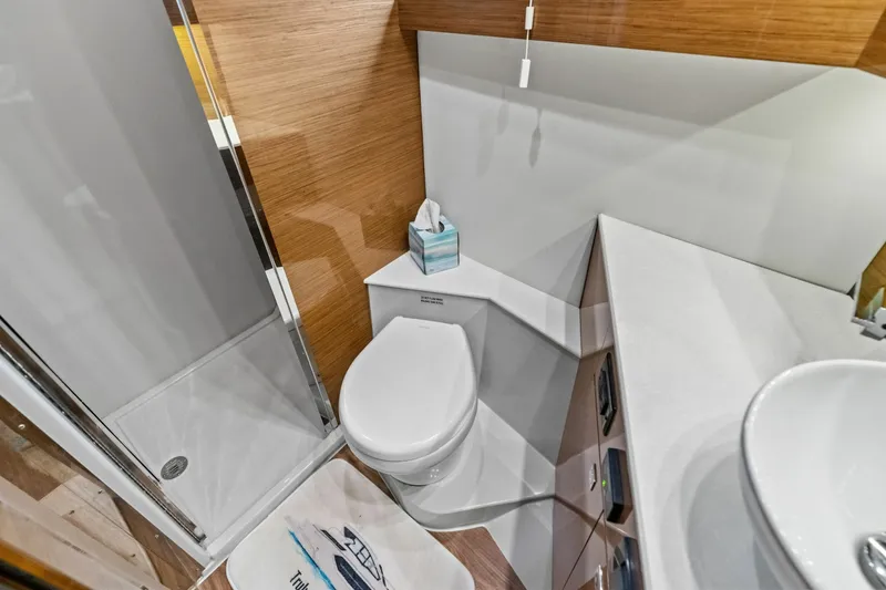 Slide: The Image of 2019 Cruisers Yachts 42 Cantius 'Truly Ineffable' - 6066636