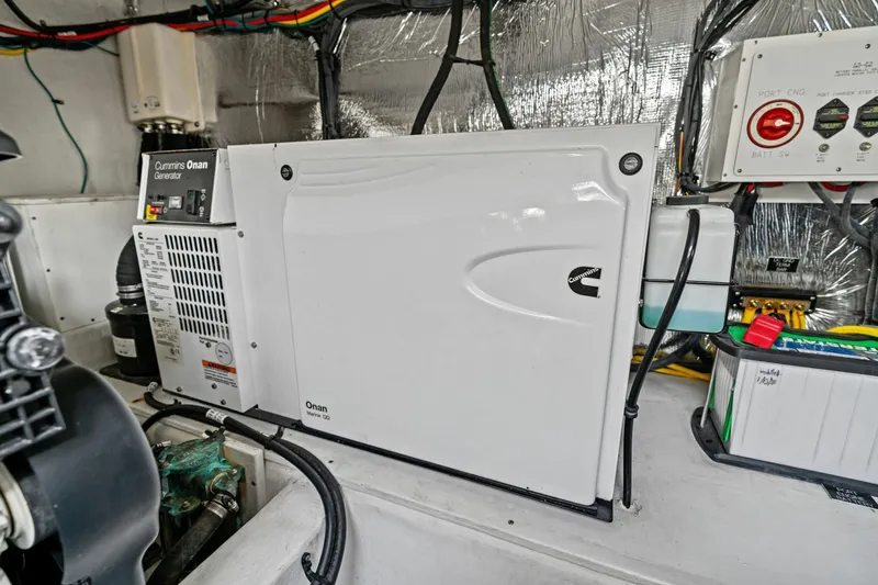 Slide: The Image of 2019 Cruisers Yachts 42 Cantius 'Truly Ineffable' - 6066644