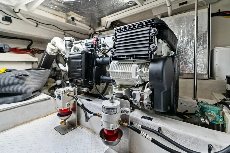 Slide: The Image of 2019 Cruisers Yachts 42 Cantius 'Truly Ineffable' - 6066650