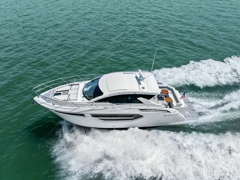 Slide: The Image of 2019 Cruisers Yachts 42 Cantius 'Truly Ineffable' - 6066670