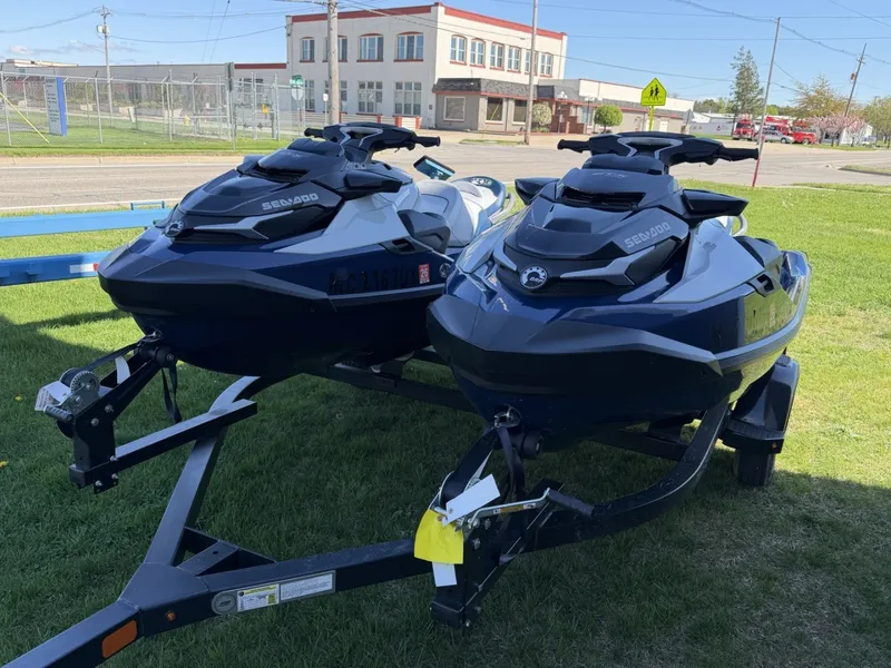 The Image of Bombardier Sea Doo GTX 300 Limited 2023 - 6065763
