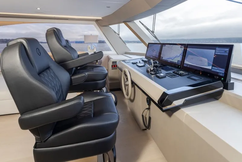 Slide: The Image of Ocean Alexander 27R 2027 - 6065901