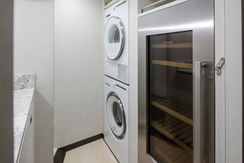 Slide: The Image of Ocean Alexander 27R 2027 - 6065903