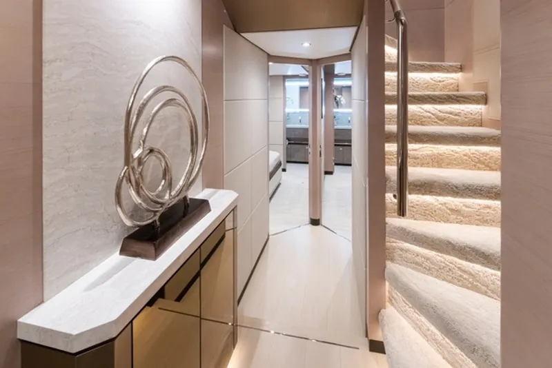 Slide: The Image of Ocean Alexander 27R 2027 - 6065905