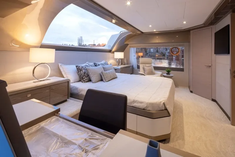 Slide: The Image of Ocean Alexander 27R 2027 - 6065909