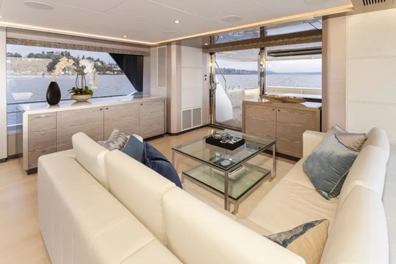 Slide: The Image of Ocean Alexander 27R 2027 - 6065917