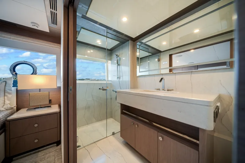 Slide: The Image of Ocean Alexander 37L 2026 - 6065944