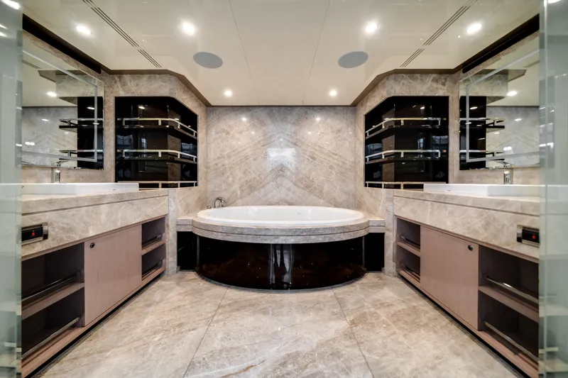 Slide: The Image of Ocean Alexander 37L 2026 - 6065957