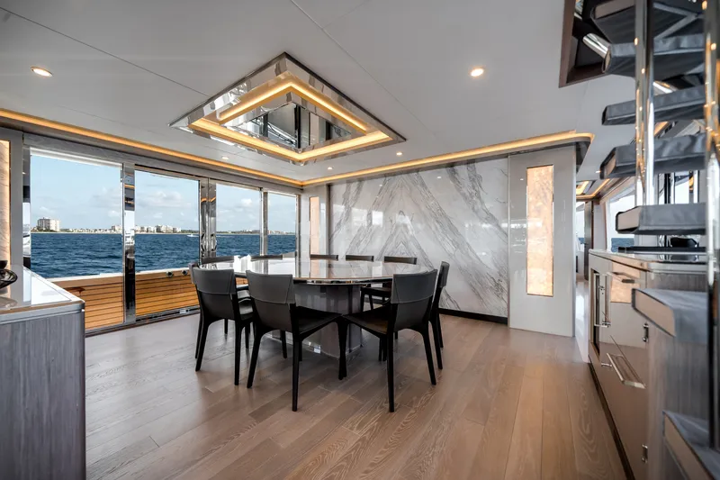 Slide: The Image of Ocean Alexander 37L 2026 - 6065966