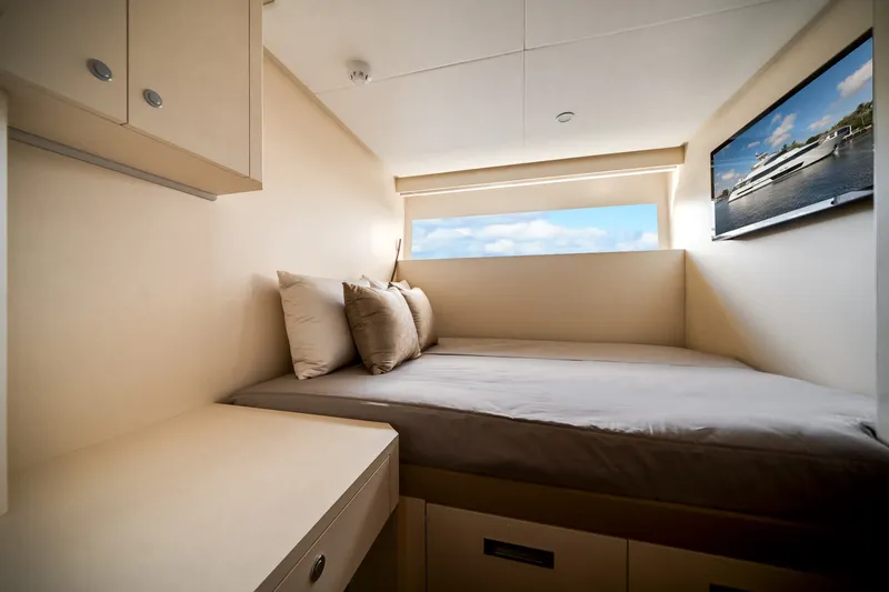 Slide: The Image of Ocean Alexander 37L 2026 - 6065996