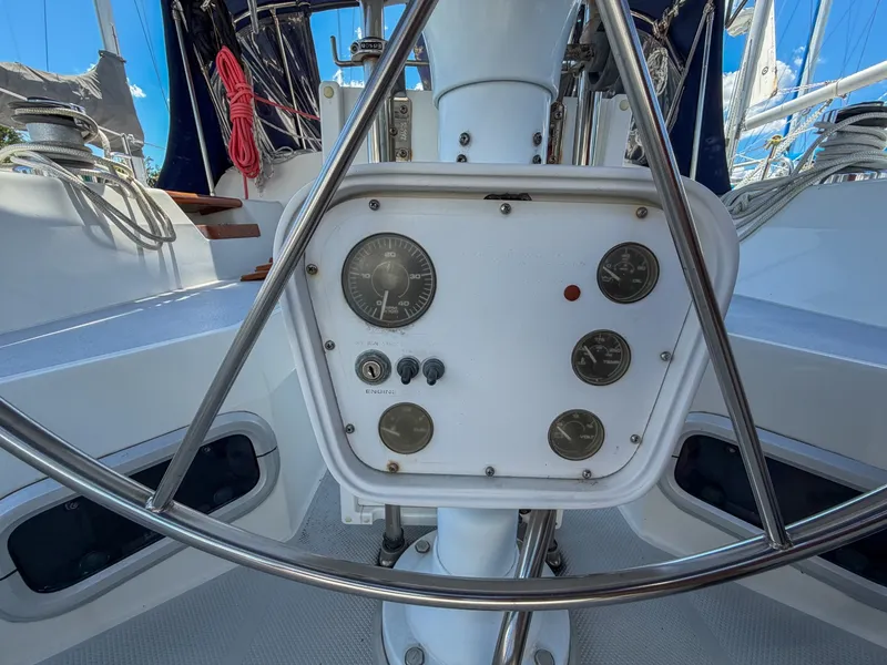 Slide: The Image of Catalina 42 1993 - 6066107