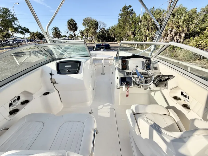 Slide: The Image of Robalo R247 Dual Console 2012 - 6066130