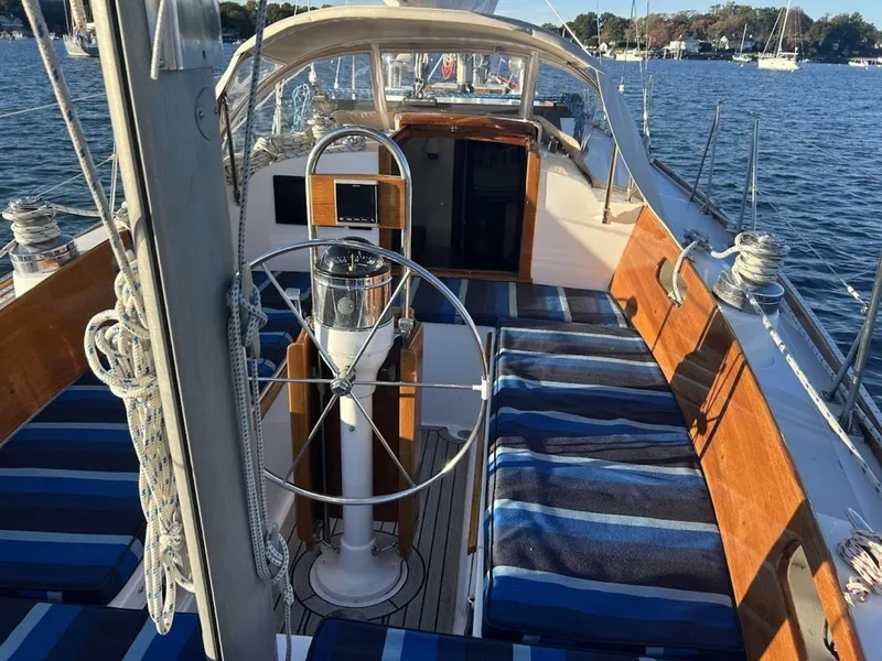 Slide: The Image of 1970 Hinckley Bermuda 40 - 6073361
