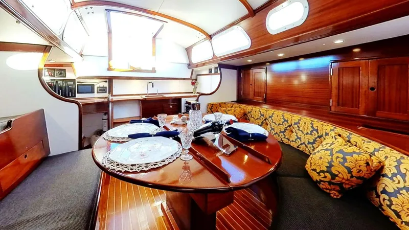 Slide: The Image of 1970 Hinckley Bermuda 40 - 6075278