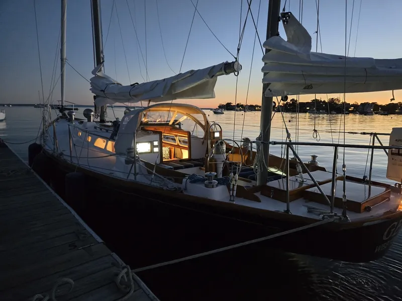 Slide: The Image of 1970 Hinckley Bermuda 40 - 6075382