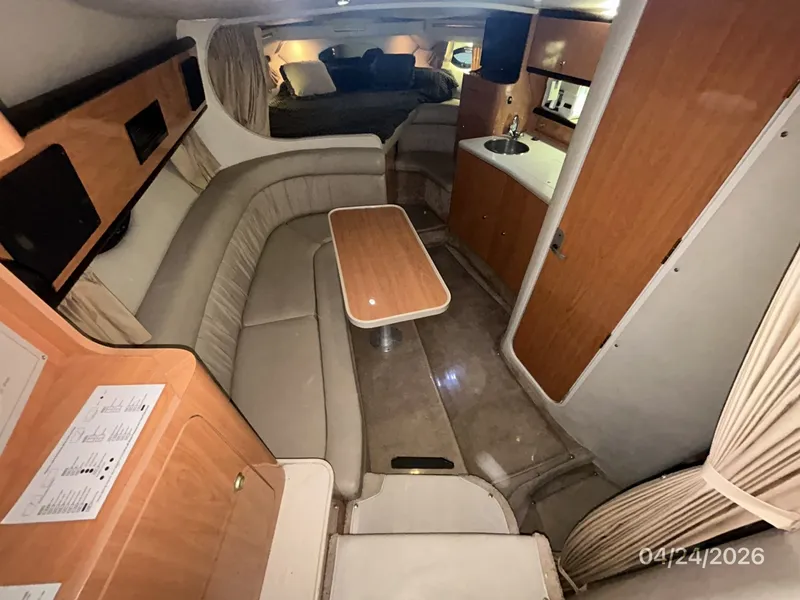 Slide: The Image of 32' Regal salon forward - 6070753