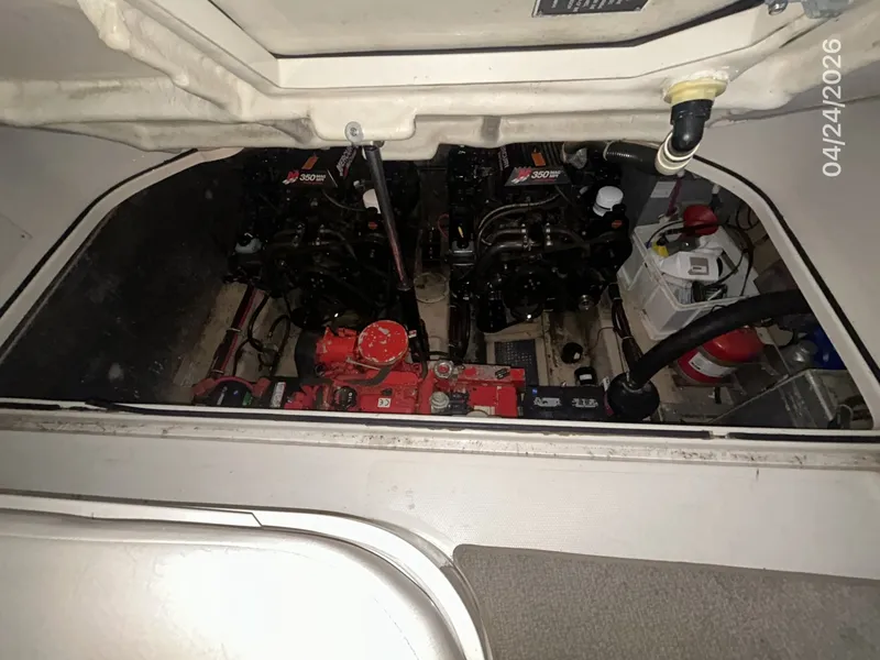 Slide: The Image of 32' Regal engine compartment access - 6069915