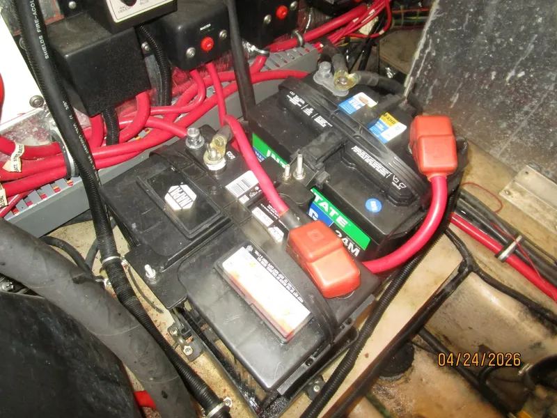 Slide: The Image of 32' Regal battery bank2 - 6069911