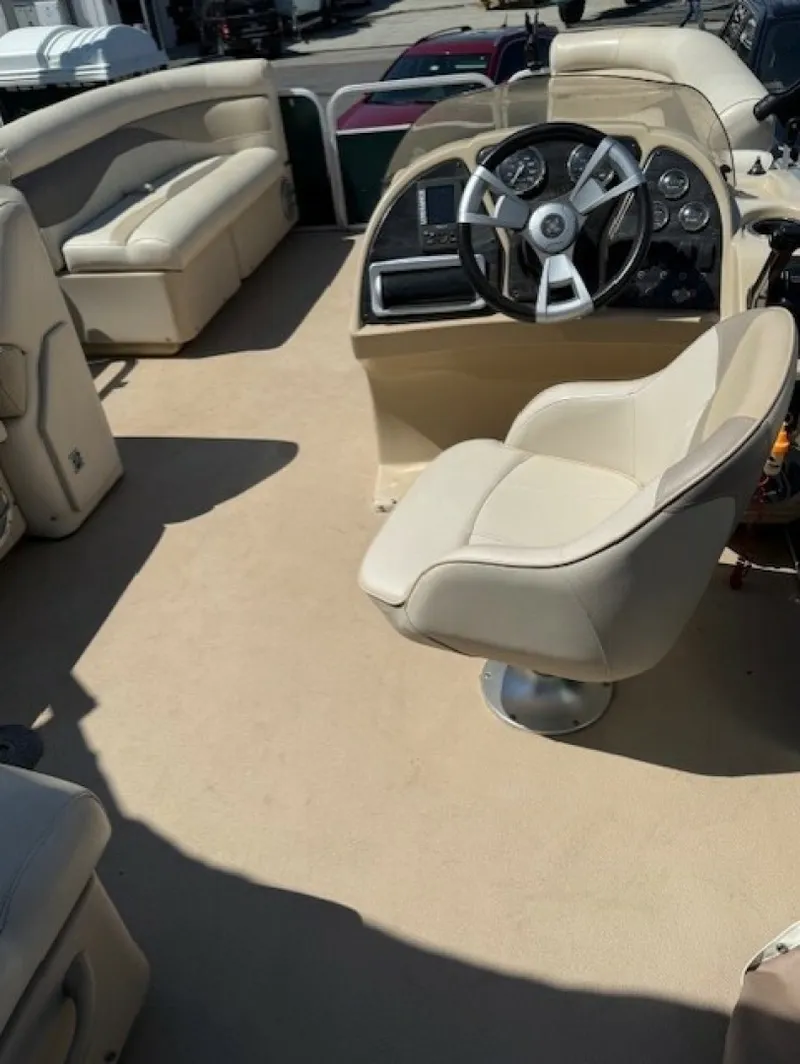 Slide: The Image of Sweetwater 2086SW 2015 - 6066489