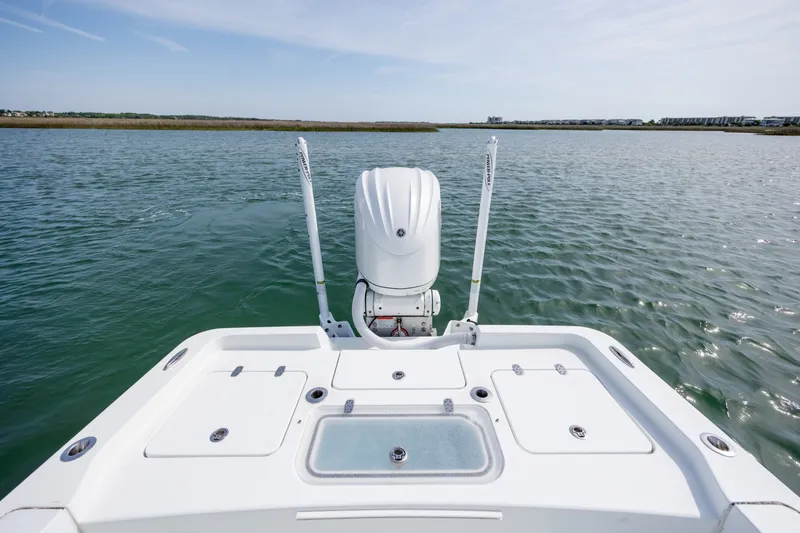 Slide: The Image of Contender 23 Bay 2024 - 6066513