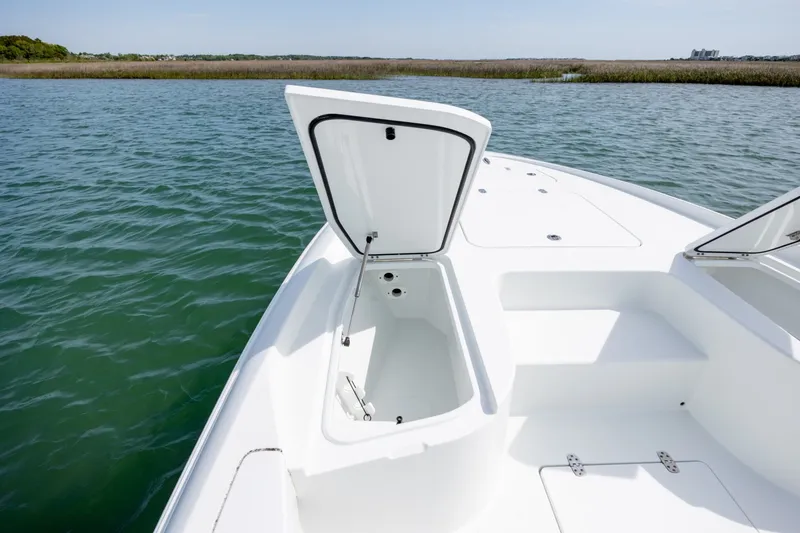 Slide: The Image of Contender 23 Bay 2024 - 6066525