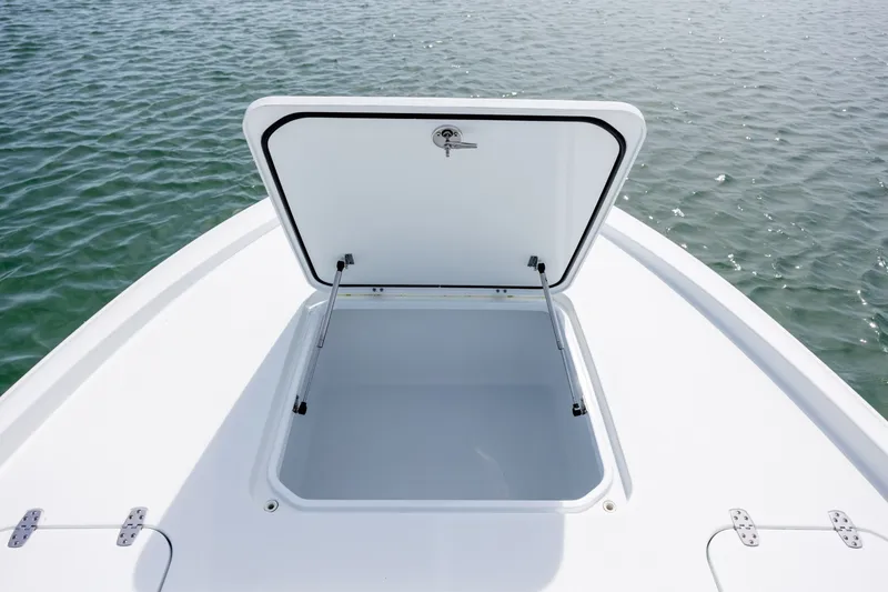 Slide: The Image of Contender 23 Bay 2024 - 6066536