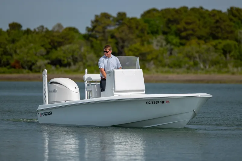 Slide: The Image of Contender 23 Bay 2024 - 6066539