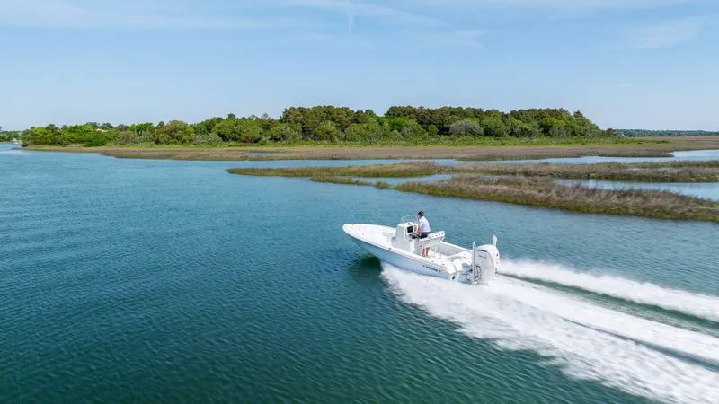 Slide: The Image of Contender 23 Bay 2024 - 6066556