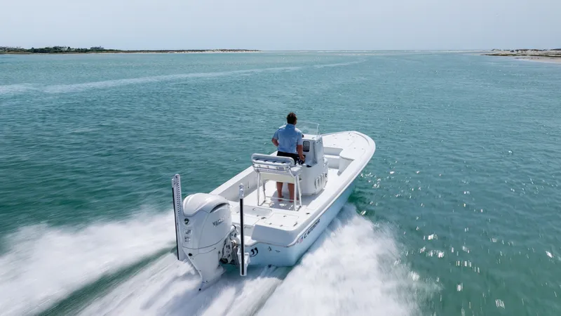 Slide: The Image of Contender 23 Bay 2024 - 6066560