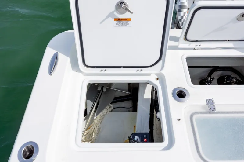 Slide: The Image of Contender 23 Bay 2024 - 6066509