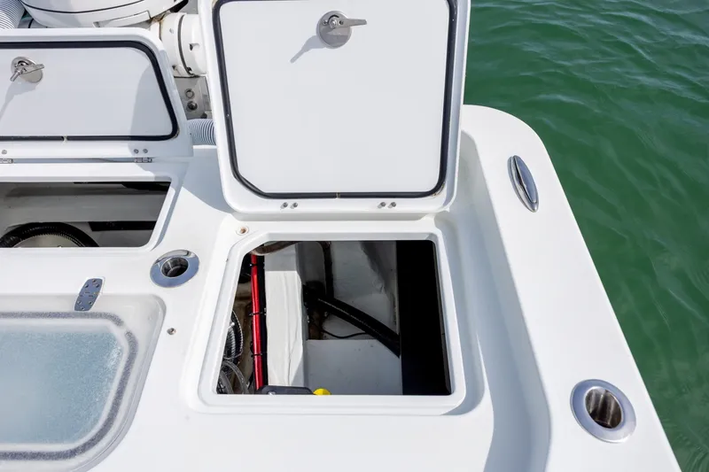 Slide: The Image of Contender 23 Bay 2024 - 6066511