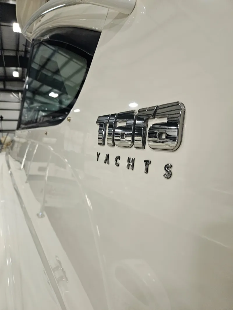 Slide: The Image of Tiara 43 Open 2014 - 6066717