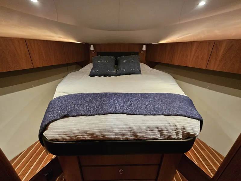 Slide: The Image of Tiara 43 Open 2014 - 6066680