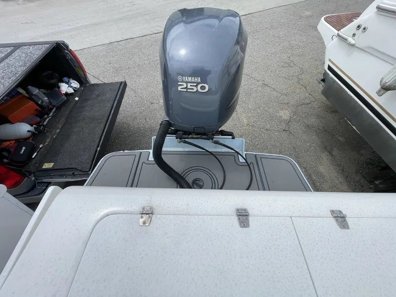 Slide: The Image of Bluewater 2350 CC 2003 - 6066793