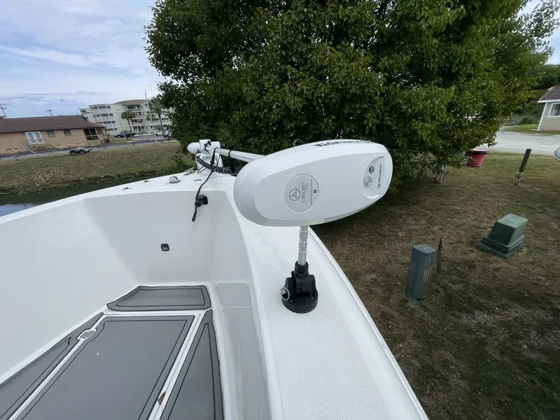 Slide: The Image of Bluewater 2350 CC 2003 - 6066795