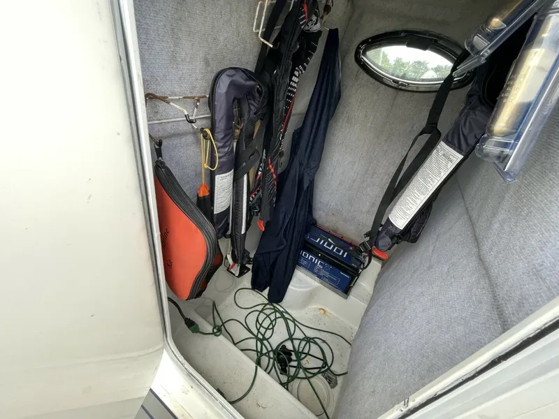 Slide: The Image of Bluewater 2350 CC 2003 - 6066802