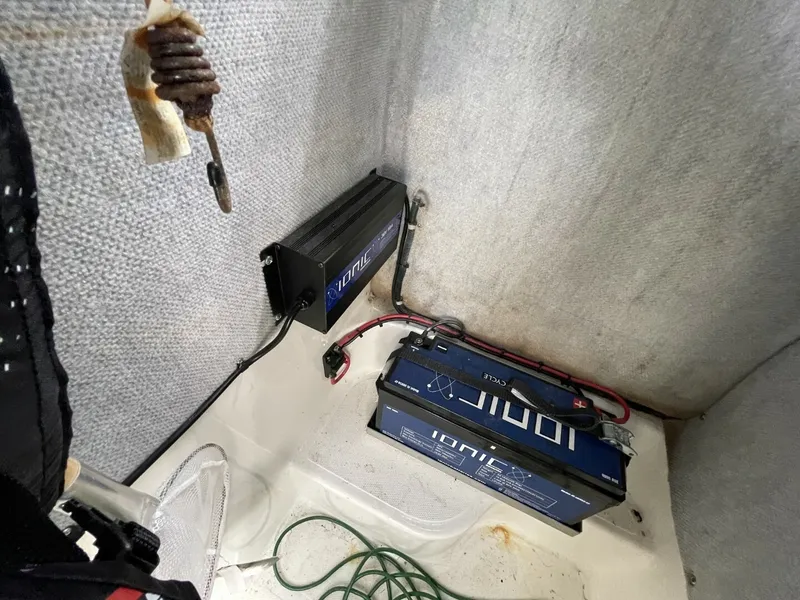 Slide: The Image of Bluewater 2350 CC 2003 - 6066804