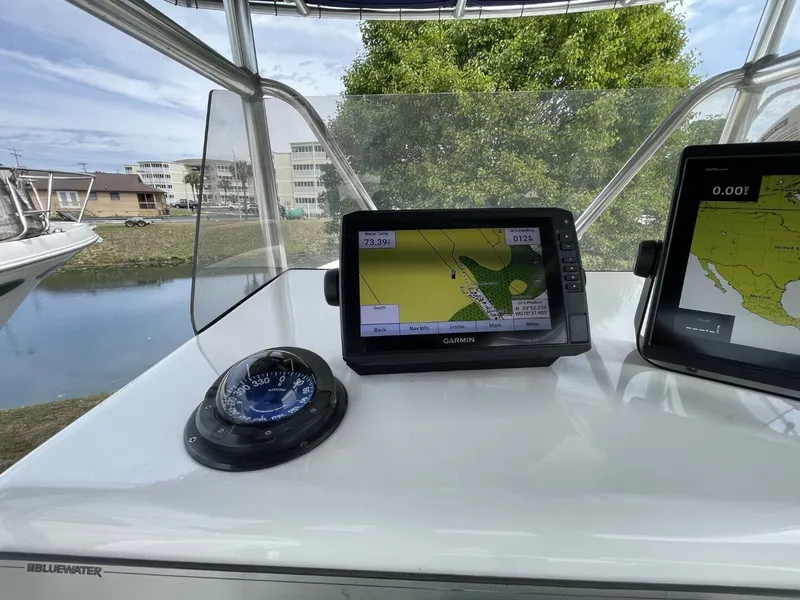 Slide: The Image of Bluewater 2350 CC 2003 - 6066806