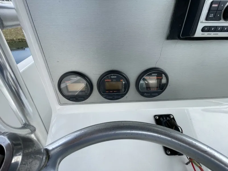 Slide: The Image of Bluewater 2350 CC 2003 - 6066808