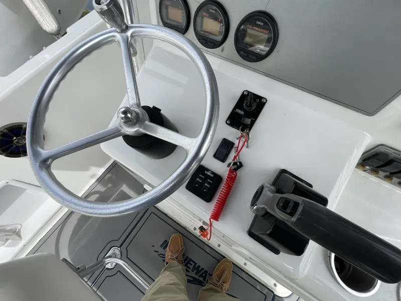 Slide: The Image of Bluewater 2350 CC 2003 - 6066813