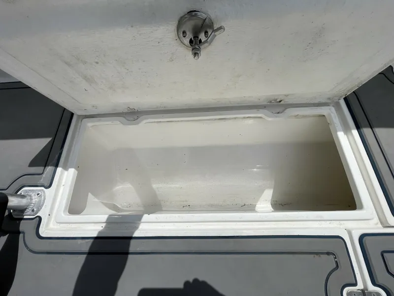 Slide: The Image of Bluewater 2350 CC 2003 - 6066821