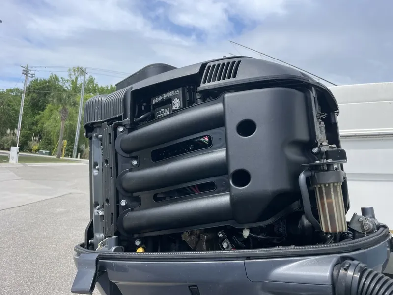 Slide: The Image of Bluewater 2350 CC 2003 - 6066829